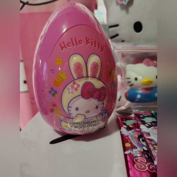 Hello Kitty Easter Bundle - Picture 4 of 12